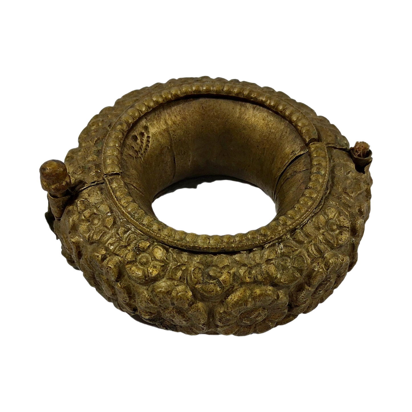 FOLK OF FILORA TRIBAL BANGLE